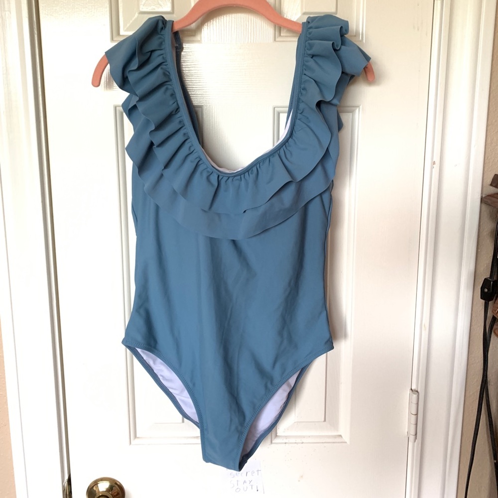 Cupshe swimsuit